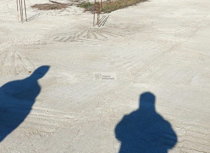 Teren  - fundație și utilități, 1000 mp – 38000 E - Poză 3