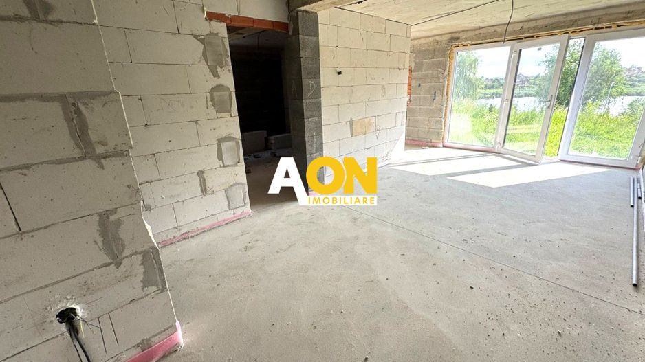 De vanzare apartament 3 camere, la vila, 130mp teren, Lac Chereteu - Poză 4