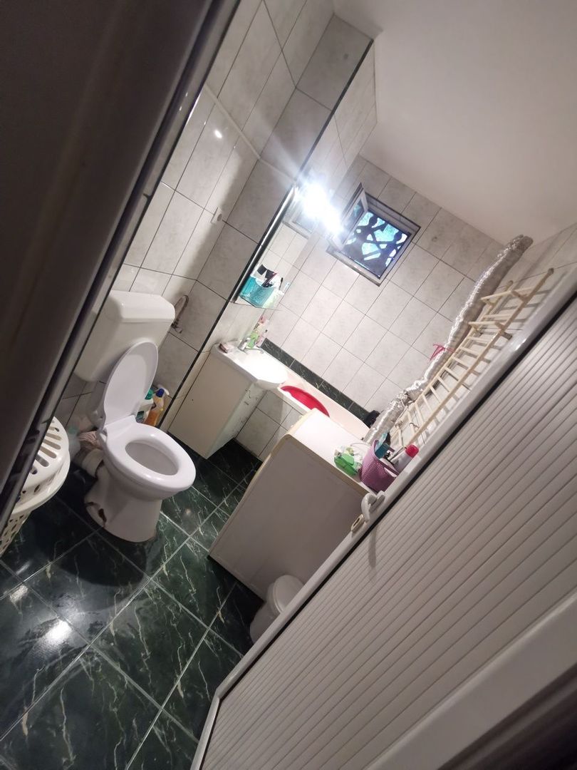 Vând apartament cu 4 camere - Poză 6