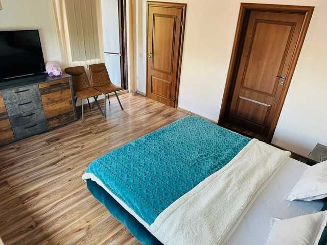 Vila de locuit + birouri P+1+M in Antiaeriana - Margeanului - Poză 5