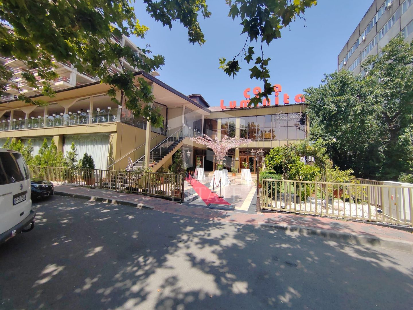 De vânzare – Restaurant Casa Luminita-Super Afacere - Poză 1