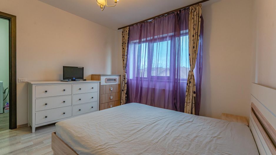 Apartament mobilat si cu loc de parcare - Poză 11