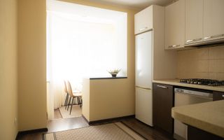 Chirie, apartament, 3 camere, str. Mihail Kogălniceanu, Centru - Poză 5