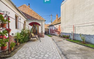 Casă cu 4 camere, curte și atelier mecanic - Sebeș - Poză 12