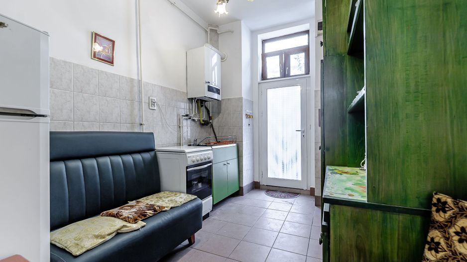 Apartament la parter, liniște și confort în centrul Aradului. - Poză 6