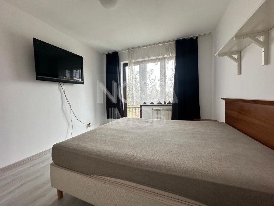 Apartament 3 camere, decomandat - Central - Poză 4