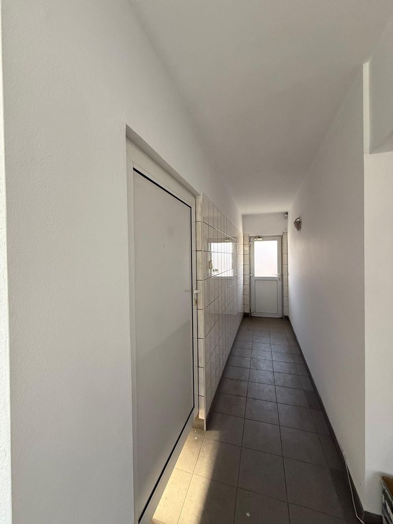 Nr. 24 spatiu de inchiriat destinat birourilor zona excelenta - Poză 2