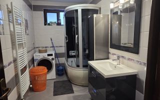 Apartament la casă de închiriat  parter, 70 mp utili Șelimbăr, zona Pictor Brana - Poză 11