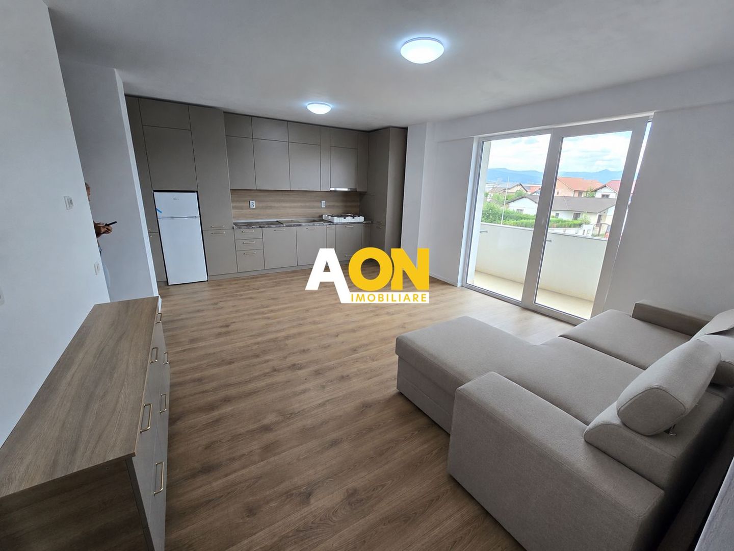 Apartament Modern 2 Camere – Bloc Nou, Loc de Parcare Inclus, Ampoi 3 - Poză 2