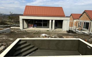 Case premium cu piscină | finisate complet | Ansamblu privat | 349.000 - Schiță 4