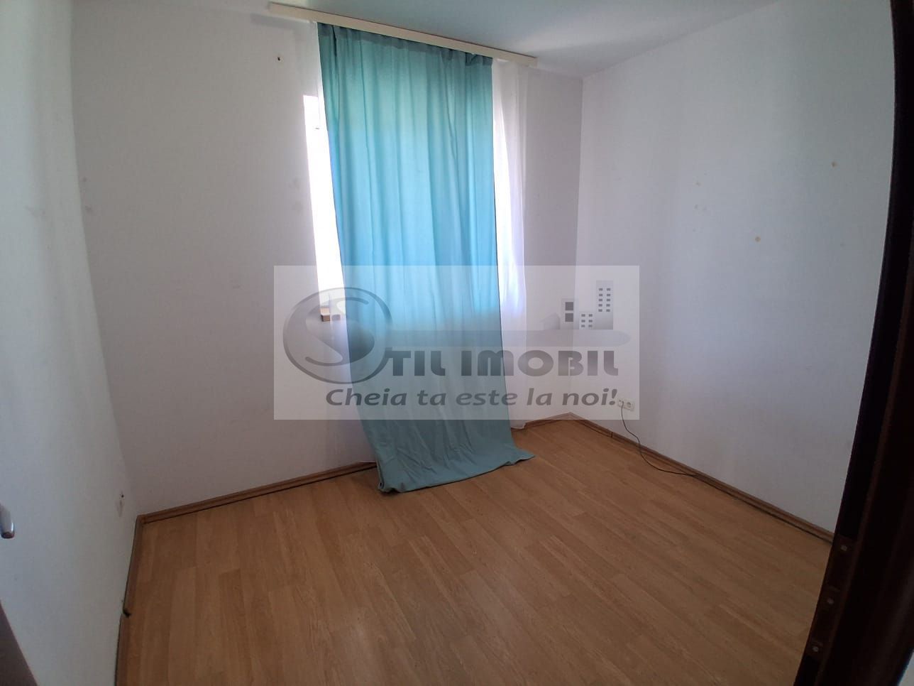 Apartament 2 cam, sd - Tatarasi - 57 mp, etaj 3, balcon - 90000 euro - Poză 2