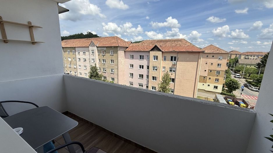 Apartament decomandat 3 camere, de vanzare - Poză 9