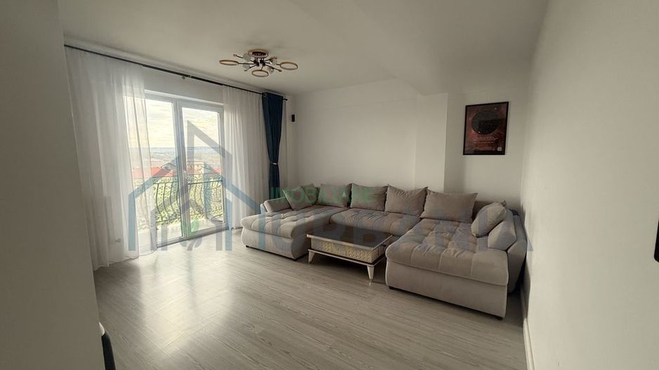 Apartament 2 camere de vânzare, zona Horpaz, lângă Profi și stația de autobuz - Poză 2