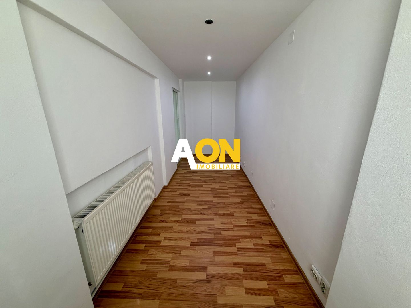 Apartament 3 Camere, Etaj 1, Zona Cetate - Poză 7