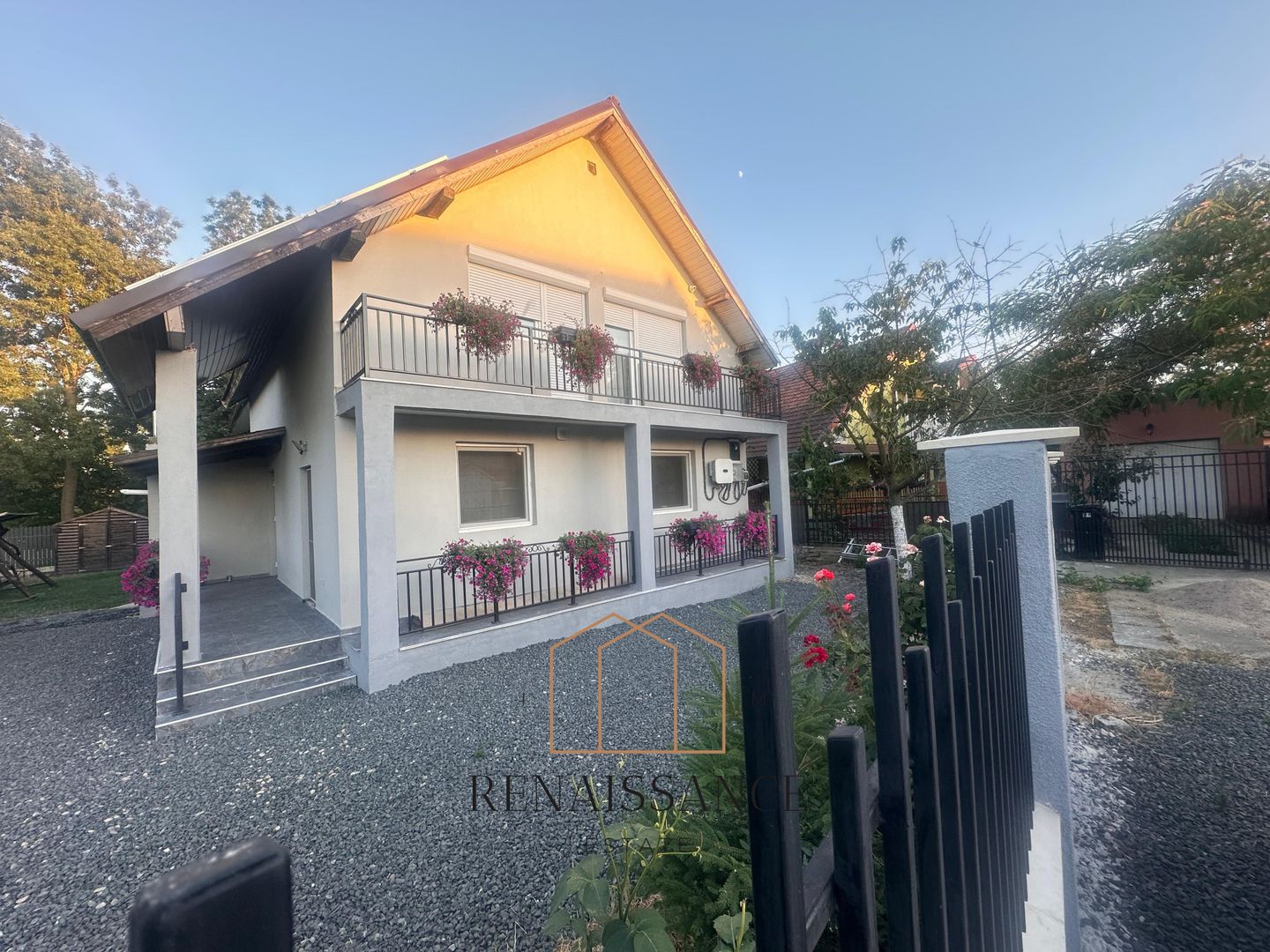 Sanmihaiu Roman Casa 5 Camere 145mp Utili 500mp Teren - Panouri Solare - Poză 6