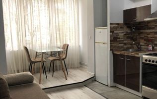 De vanzare apartament 2 camere, zona Cetate