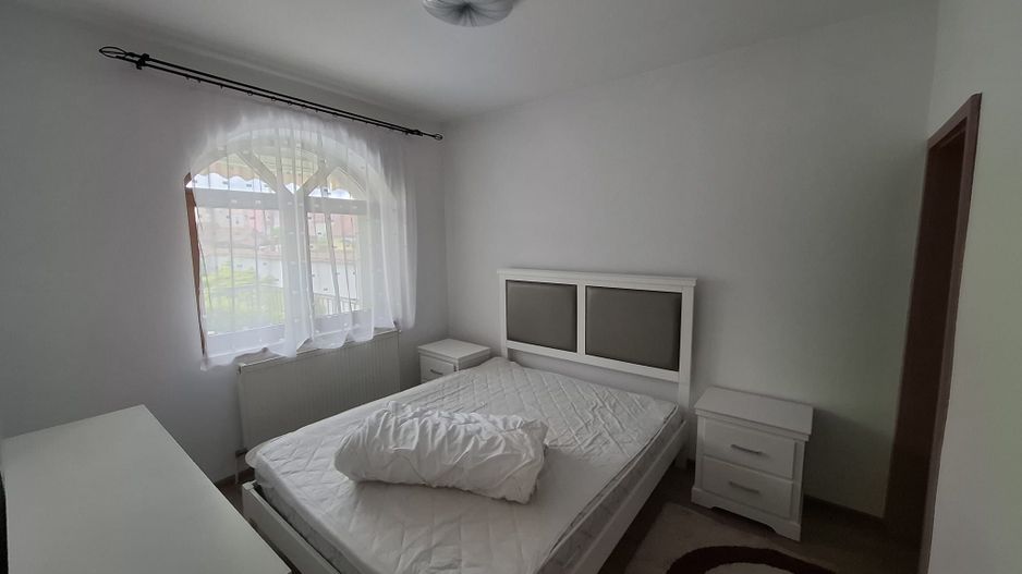 Casa individuala intima cu teren mare in Avrig, Sibiu - Poză 11