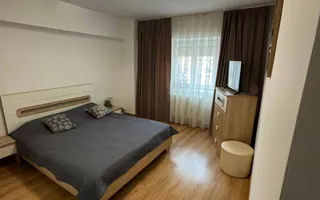 Apartament 3 camere, mobilat, utilat, etaj 2, ultracentral - Poză 11