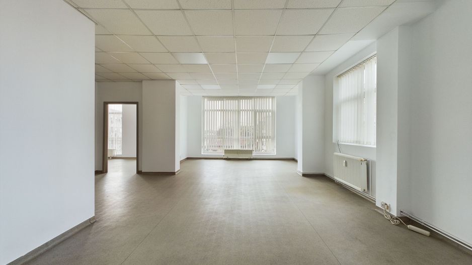 Spațiu comercial pe Banul Mărăcine - Poză 4