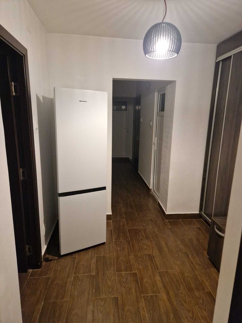 Apartament 3 camere-70mp -Crangasi - Poză 3