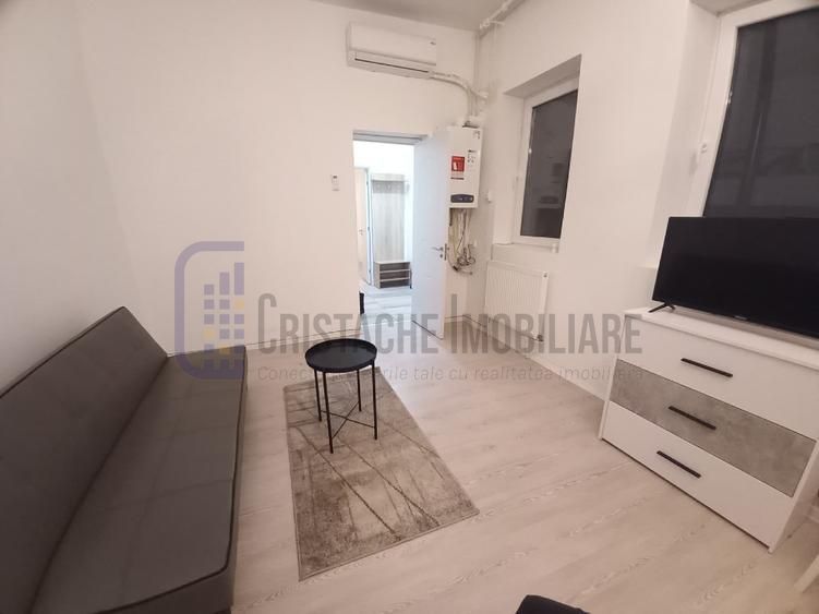 Particular, inchiriez apartament frumos in Vila nou renovata - Poză 1