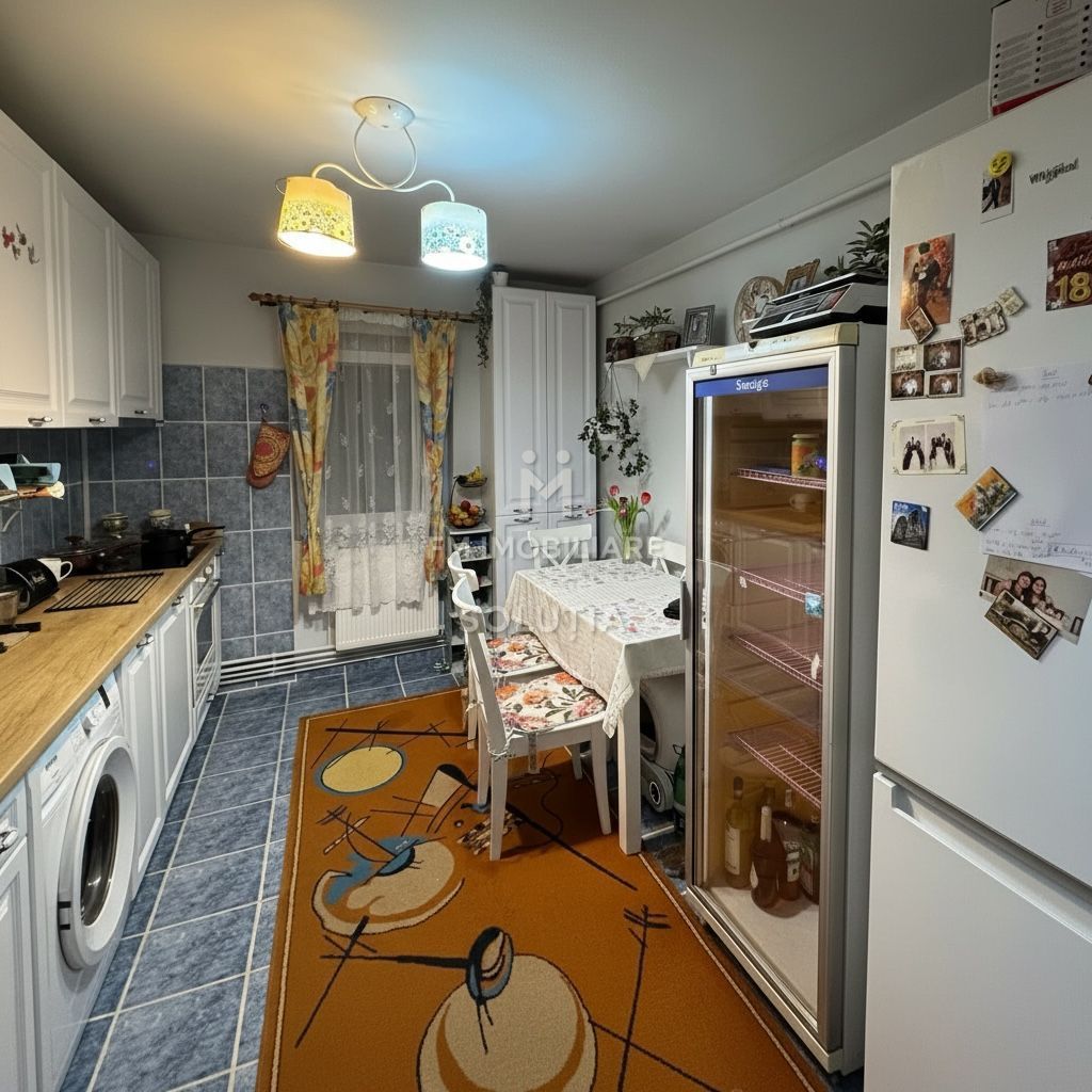 Apartament 3 camere | Decomandat |  Etaj 1 | - Poză 2