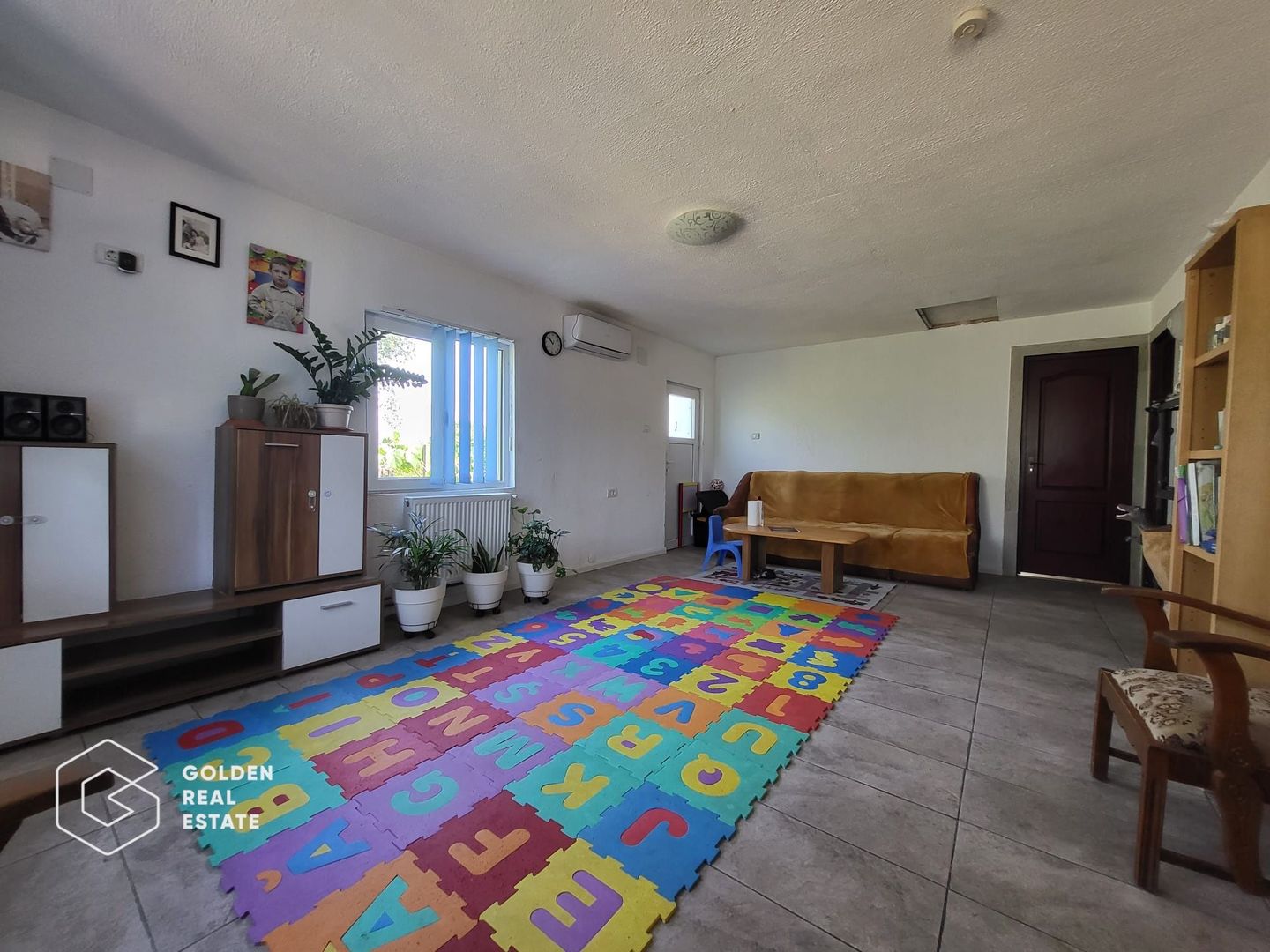 Casa cu teren de 1383 mp, localitatea Paulis - Poză 3