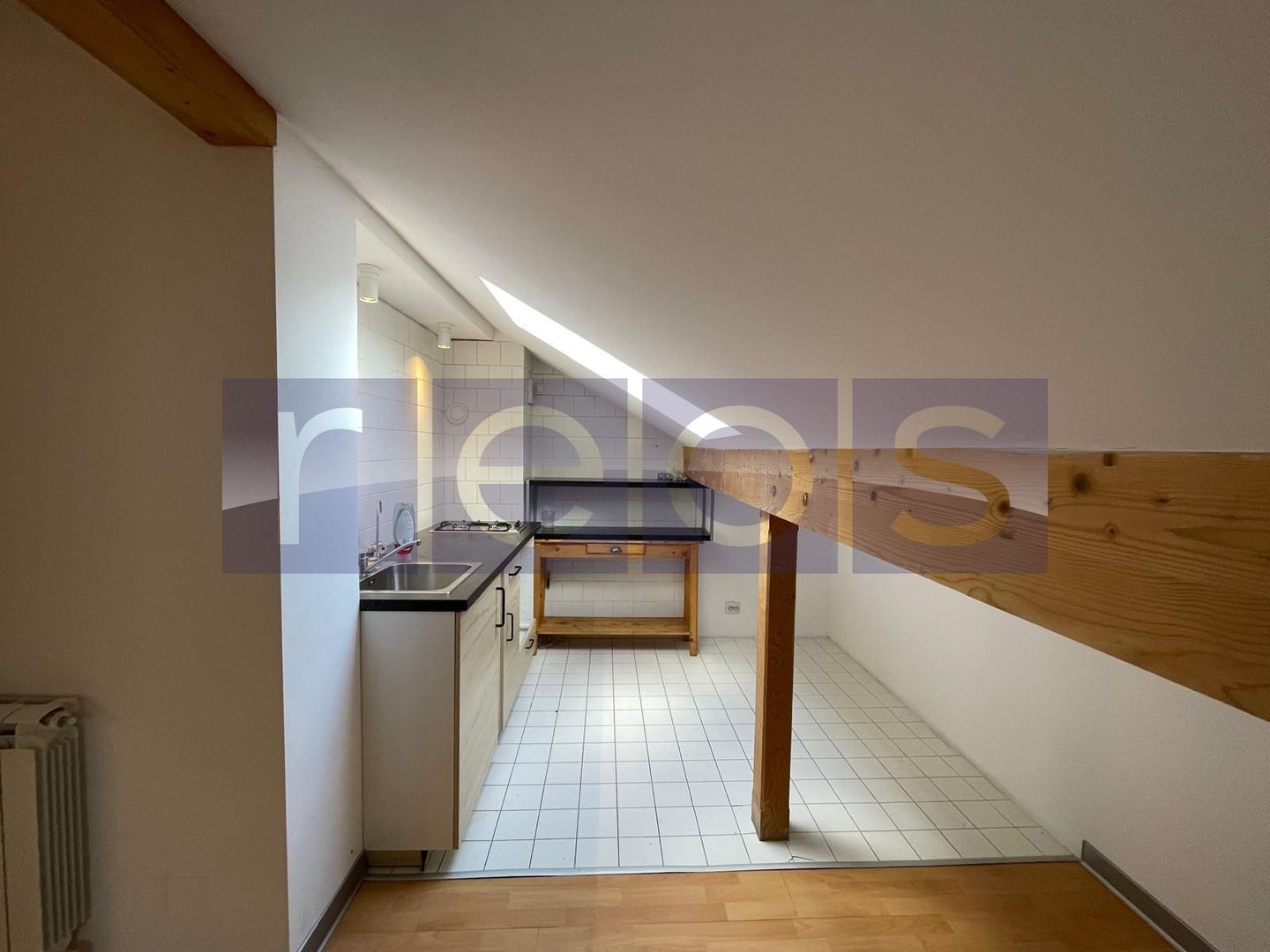 VANZARE | VILA DEOSEBITĂ | ZONA PARC CIRCULUI BARBU VACARESCU | 450MP - Poză 13