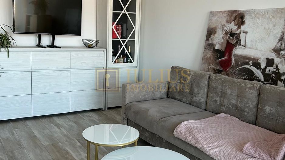 2 camere, vedere spre Bega-apartament deosebit , centrala proprie - Poză 1