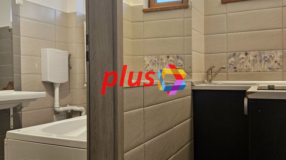 Casa deosebita cu 6 camere Central Brașov - 210 mp - Poză 16