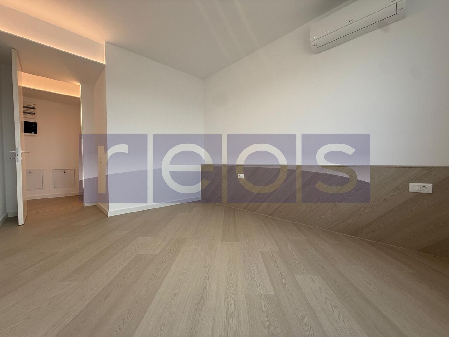 De vanzare | Apartament 2 Camere | Bucatarie inchisa | Cortina North - Poză 7