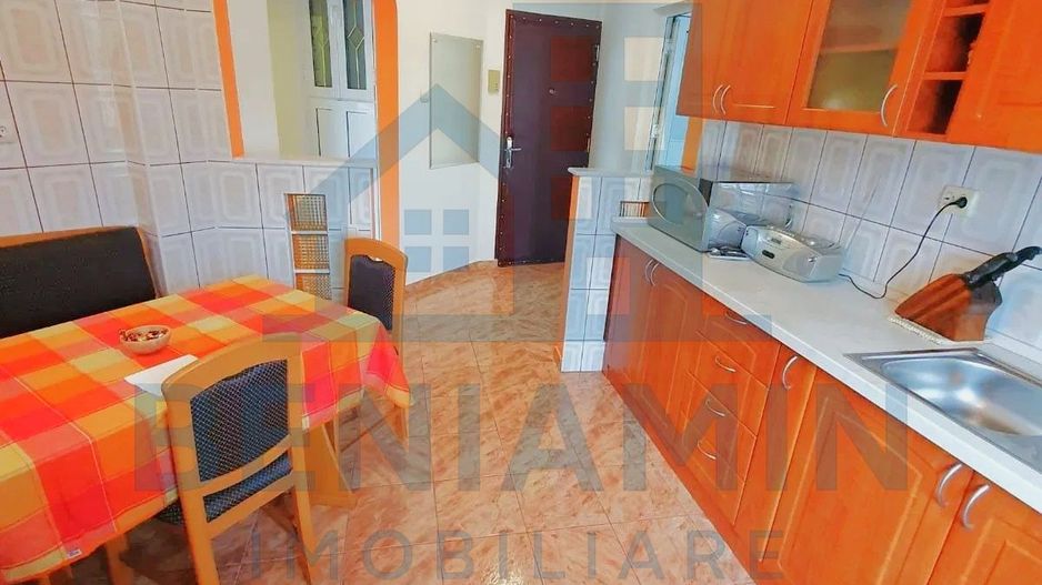 Apartament 2 camere-Decomandat-Spitalul Judetean-69mp-Spatios-Luminos - Poză 4