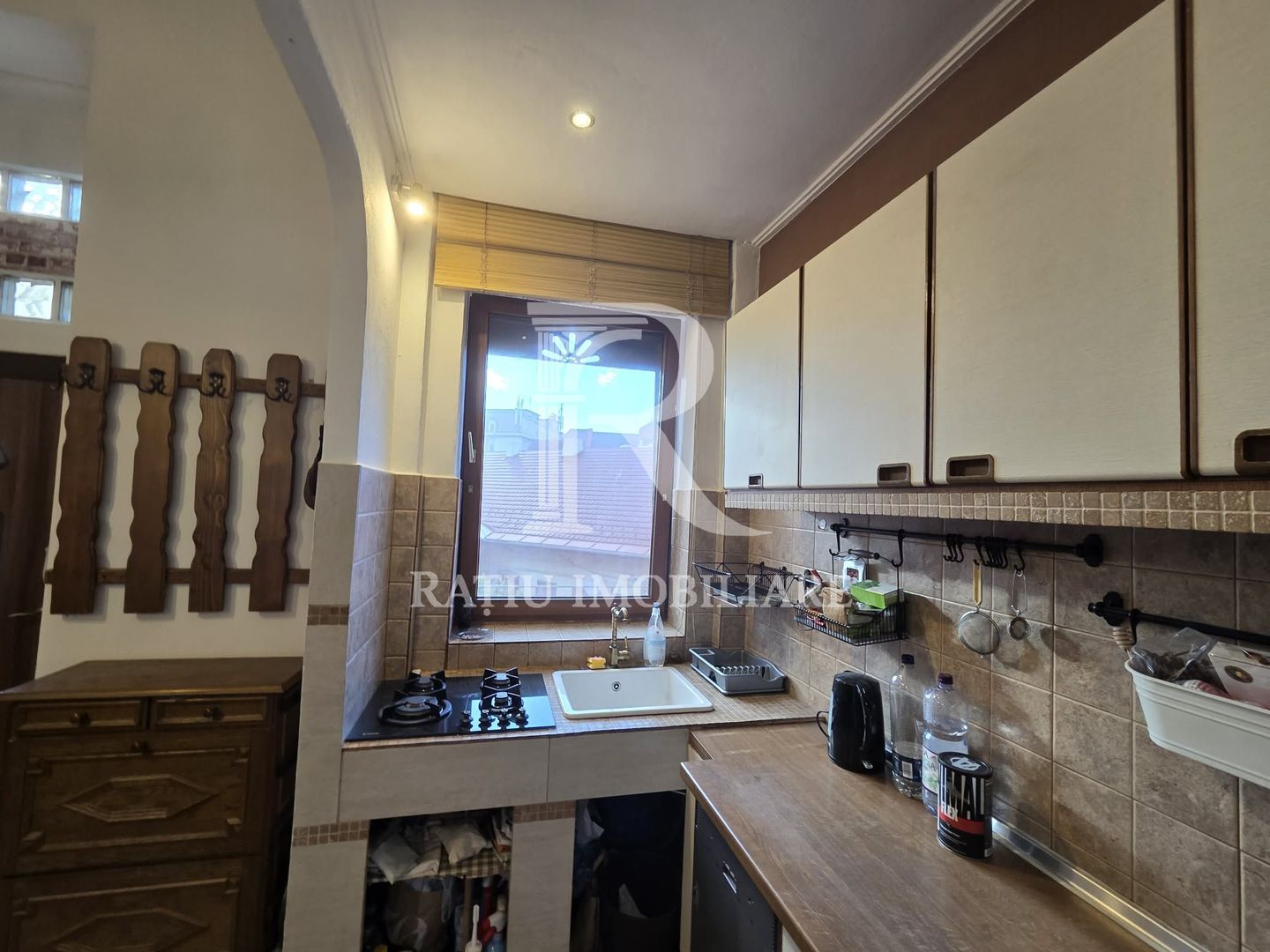 Apartament cu 2 camere | Zona Ultracentrala | Oradea - Poză 12