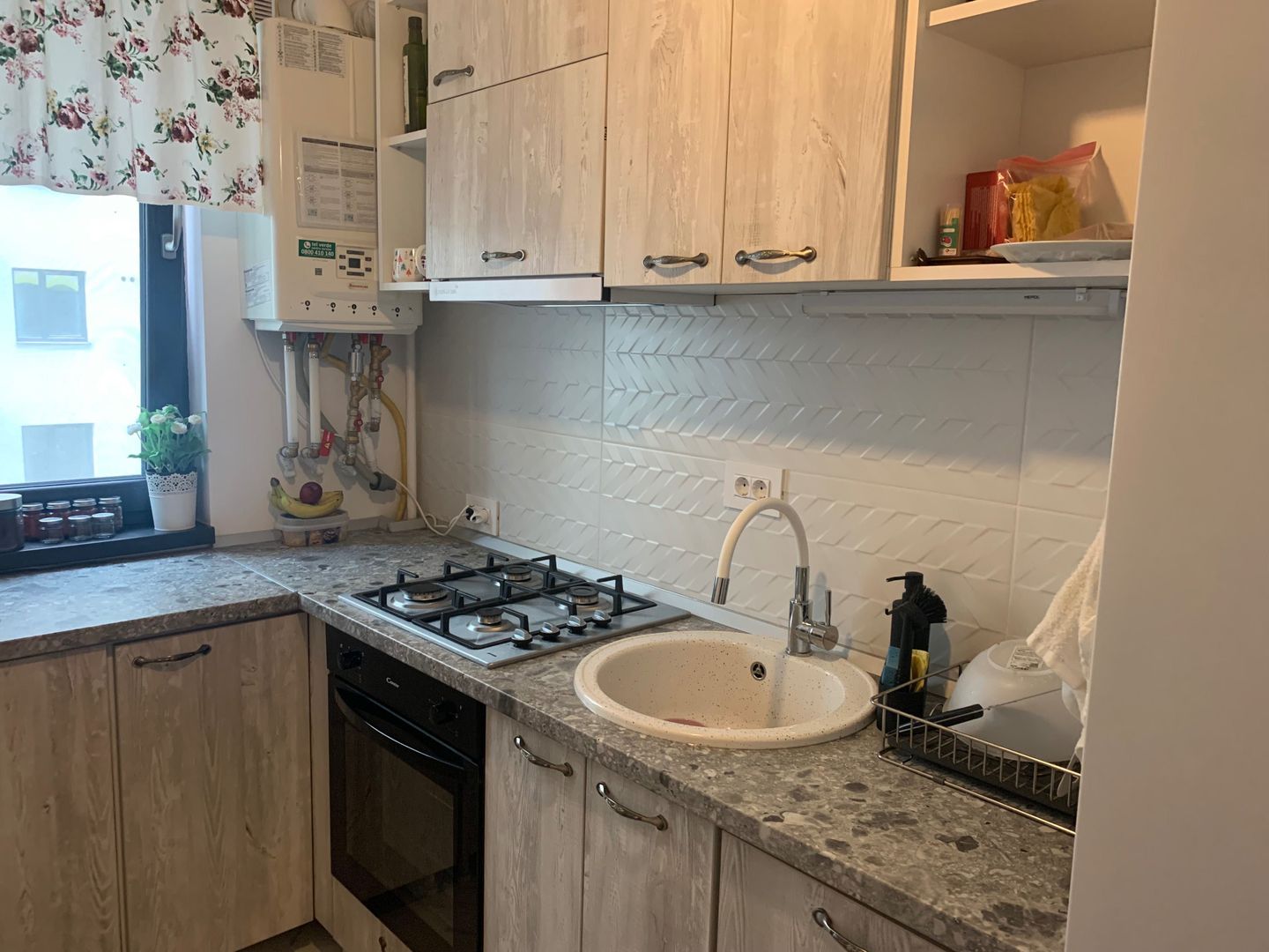 Bdul Timișoara - 2 Camere-  loc  parcare - 550E - Poză 5