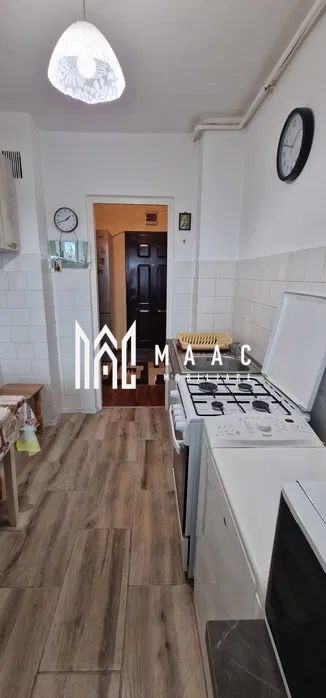 Apartament 2 Camere I Decomandat I Lift I Mihai Viteazu - Poză 6