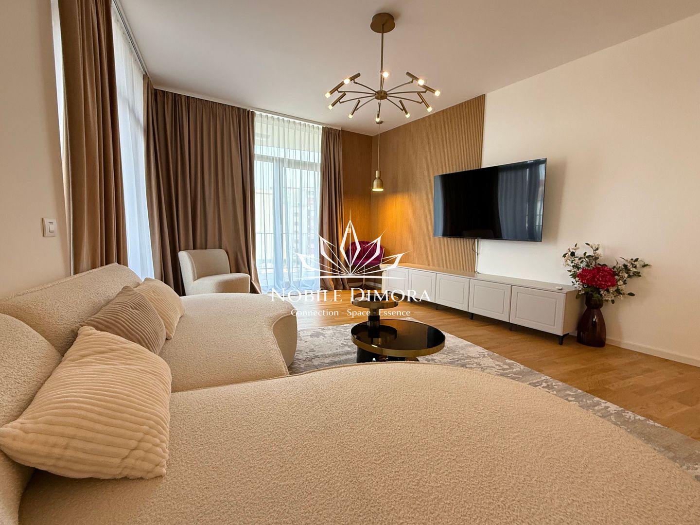 ISHO - Apartament cu 4 camere de lux, 2 bai, 2 balcoane, parcare privata - Poză 4