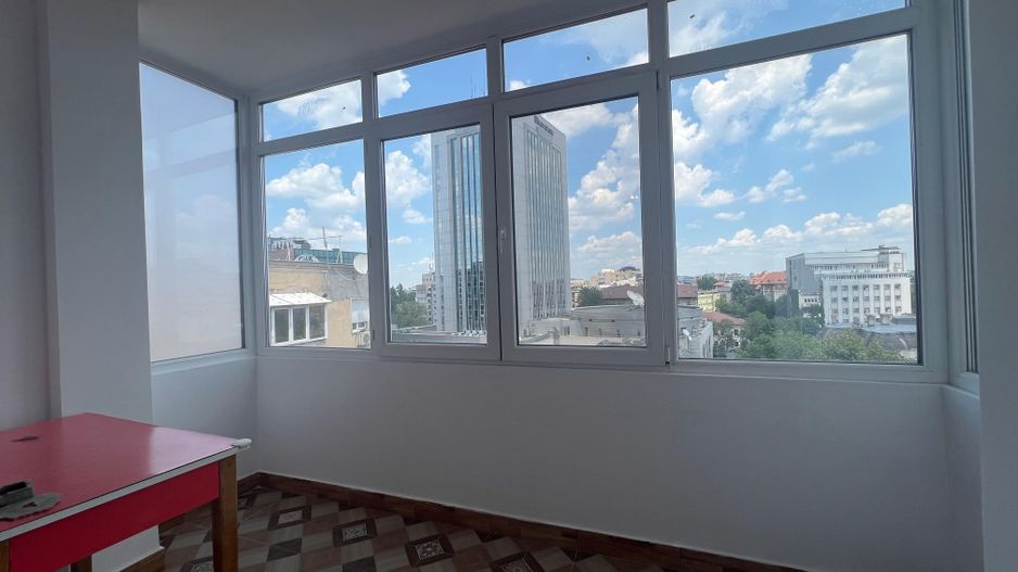 Piața Romană | 2 Camere | La un Pas de Metrou | vedere libera - Poză 4