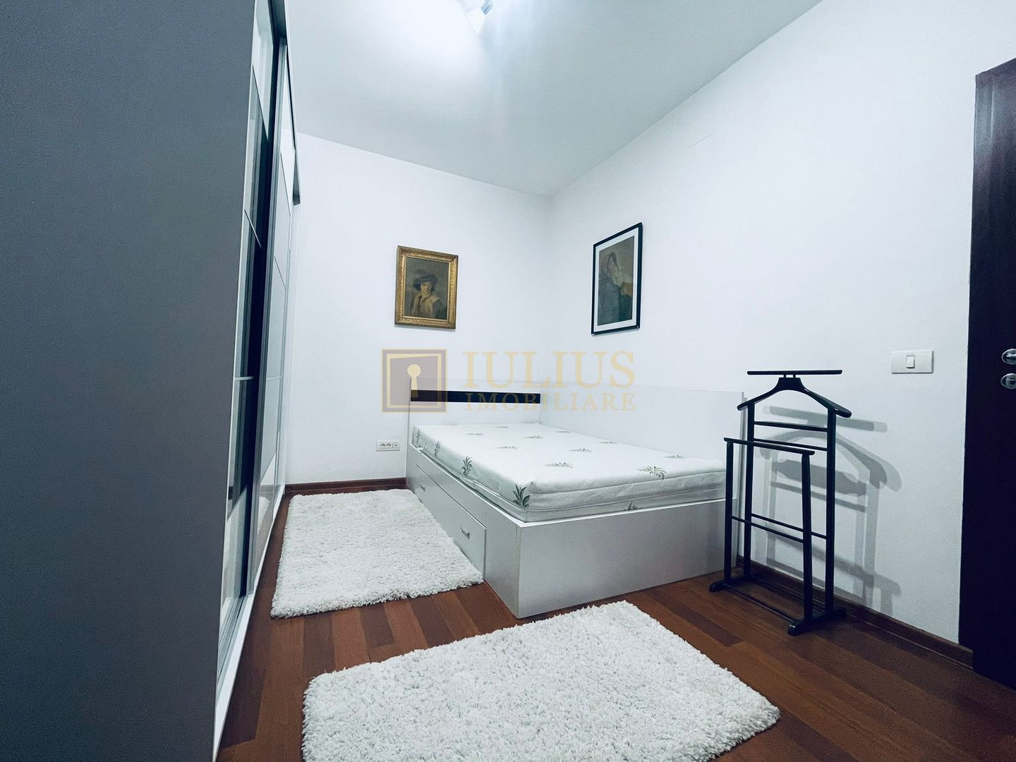 3 camere-Medicina| vis a vis de ISHO| - Poză 21