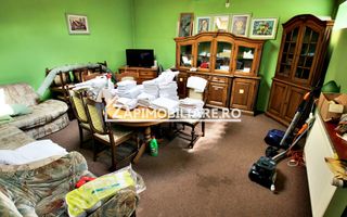 Pensiune aproape de centru,10 camere,13 băi,1 restaurant - Poză 12