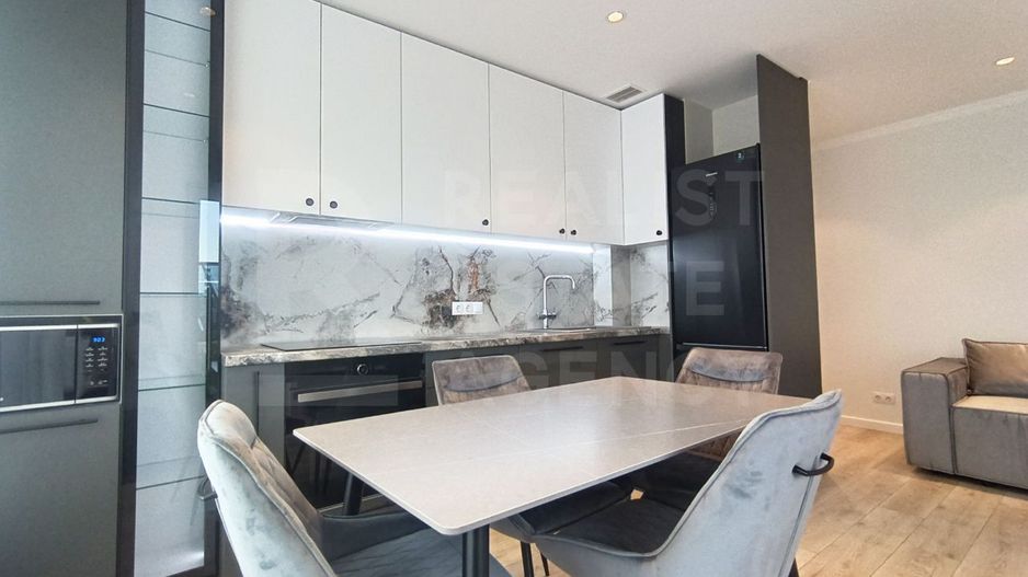 Chirie, apartament, 2 camere, str. Calea Ieșilor, Buiucani - Poză 1