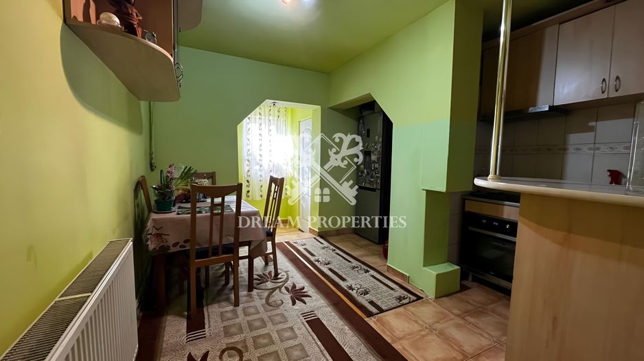 Apartament decomandat 2 camere, balcon, zona Penny Apahida - Poză 3