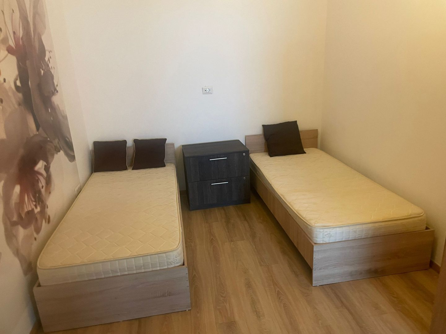 Casa de inchiriat - 200 mp - 6 dormitoare - Str. Tecuci - Poză 14