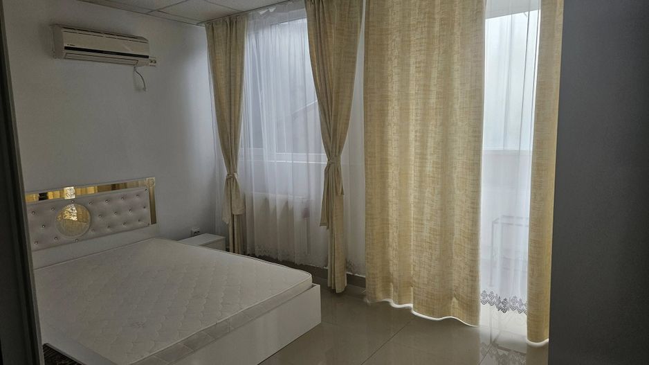 Spre Chirie - apartament 3 camere , etaj 1 in Vila - Poză 8