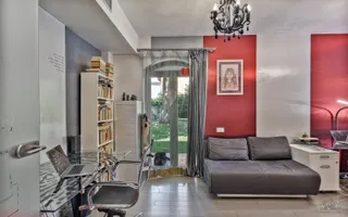 Vilă de arhitectură cu piscină, garaje și teren de 800 mp - Poză 41