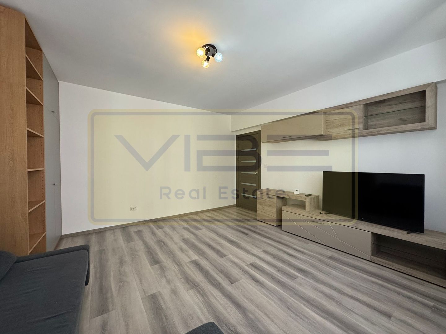 Apartament 2 camere cu parcare River Towers - Poză 12