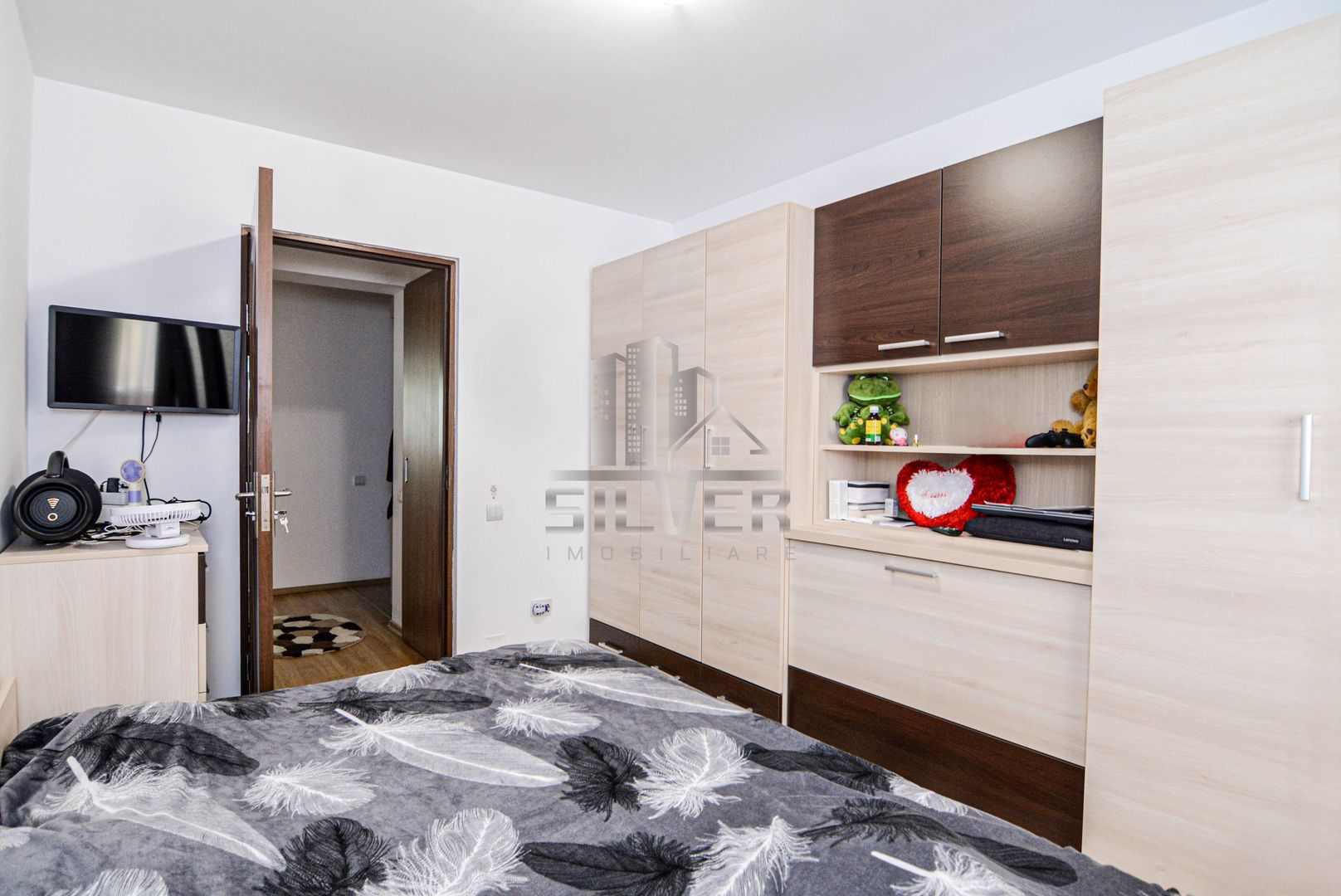 Apartament 3 camere finisat, cu parcare, zona Centrala Floresti - Poză 11