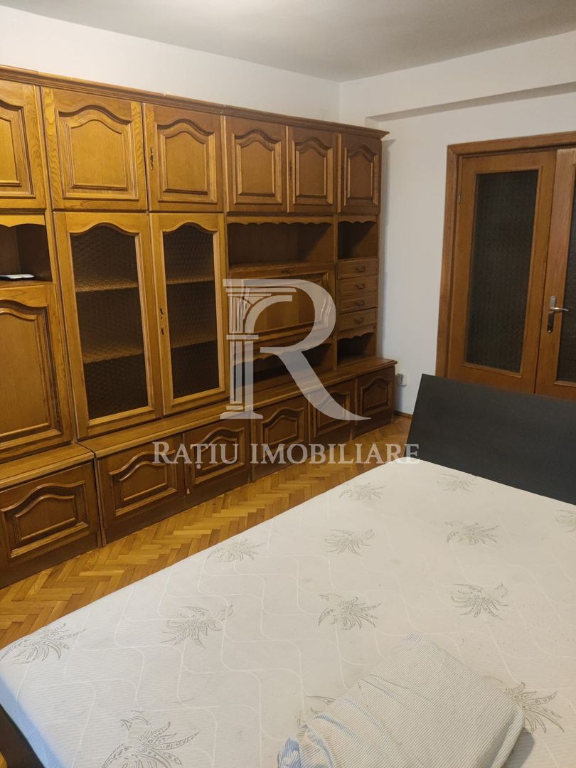 Apartament cu 3 camere de închiriat | Centrul Civic | Oradea - Poză 7