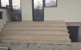 Casa moderna cu 4 camere, La  CHEIE in Poplaca - Poză 16