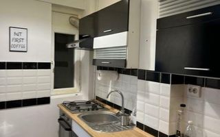 Apartament 2 camere ultracentral, mobilati utilat,et.1 ,47mp utili,vedere spate. - Poză 9