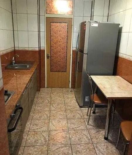 SUPEROFERTA! APARTAMENT 3 CAMERE ETAJ 1 BLOC 1984 UVERTURII - Poză 1